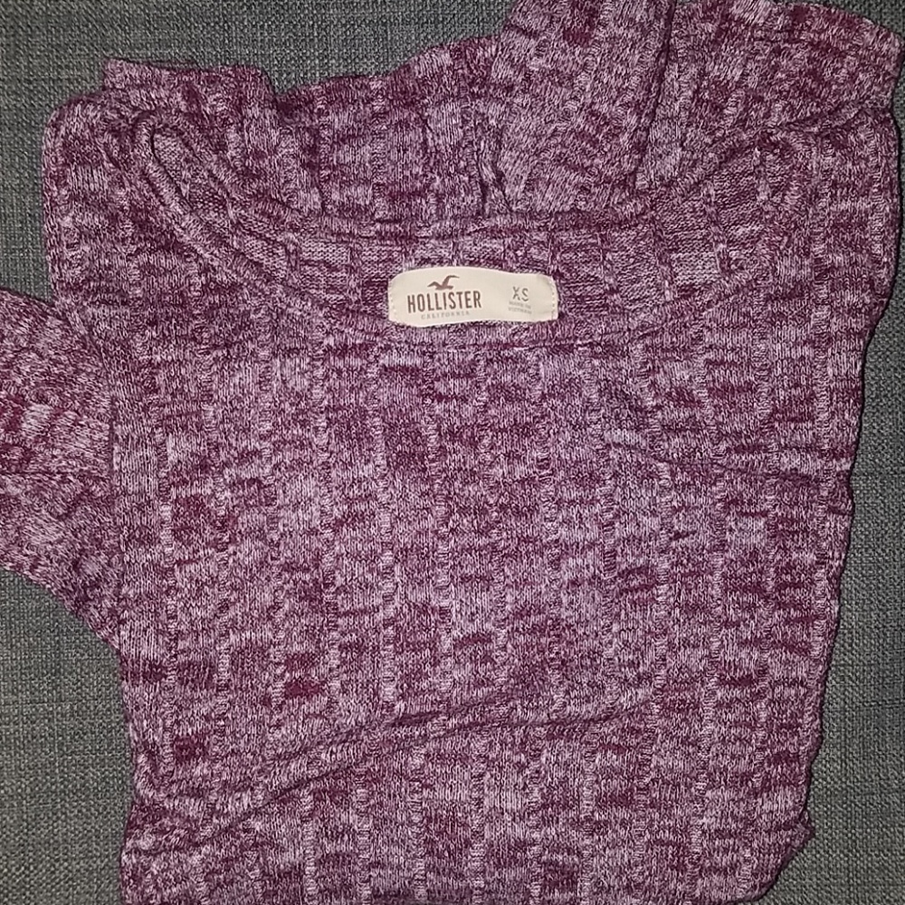 🚨hollister top (LAST SALE)🚨